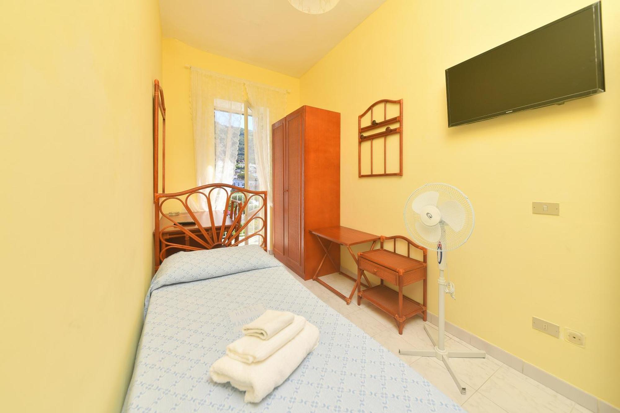 Hotel Maremonti Forio di Ischia Værelse billede
