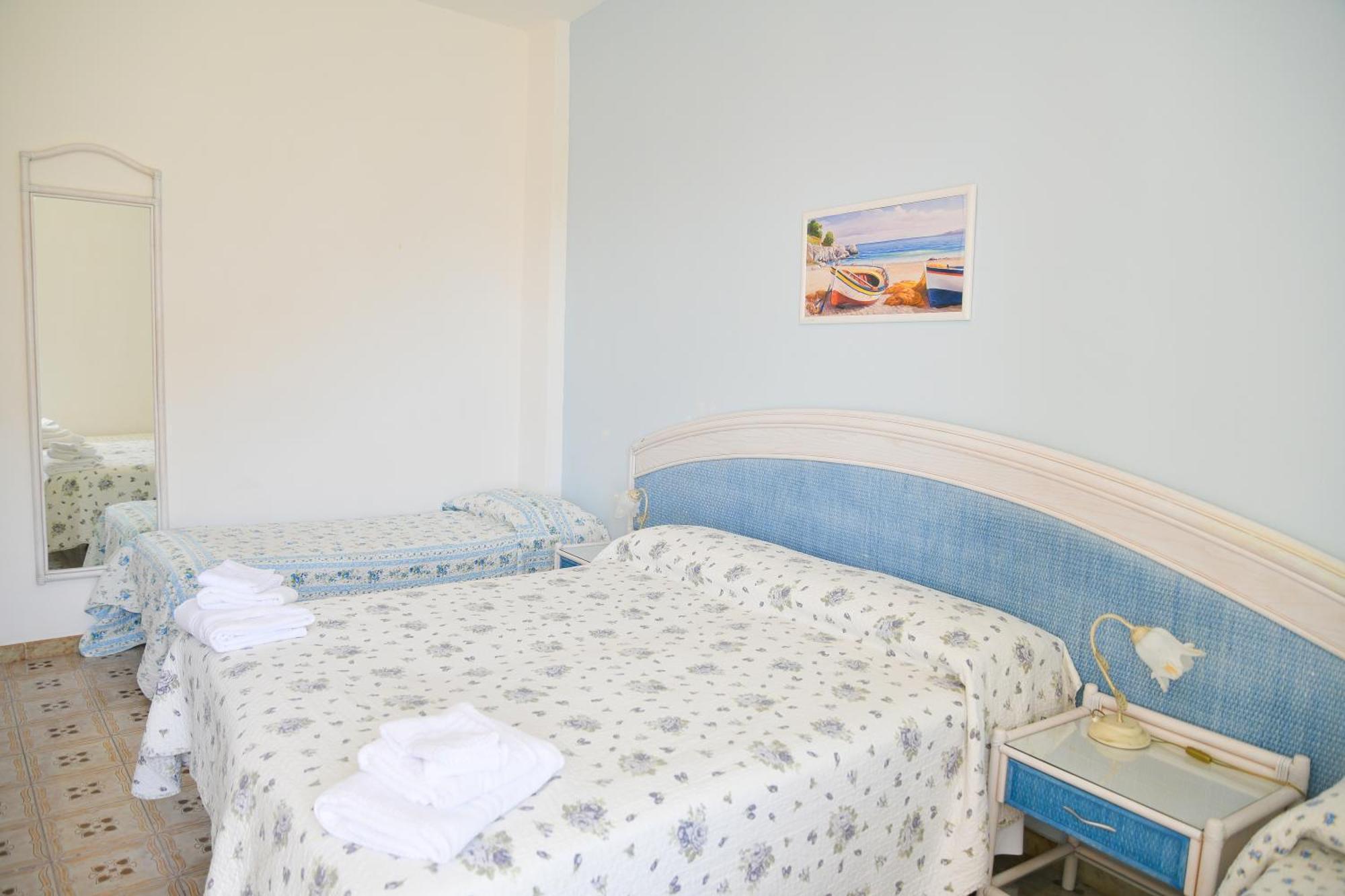 Hotel Maremonti Forio di Ischia Værelse billede